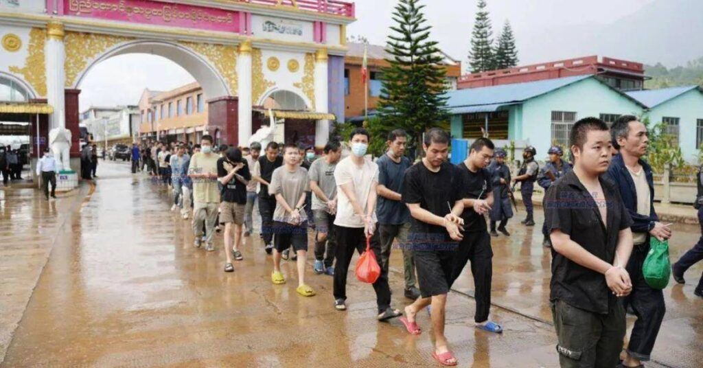 နယ်စပ်ဒေသများတွင် မြန်မာနိုင်ငံအတွင်းသို့ တရားမဝင် ဝင်ရောက်နေသည့် တရုတ်နိုင်ငံသား ၂၆၈ ဦးကို ထပ်မံလွှဲပြောင်း