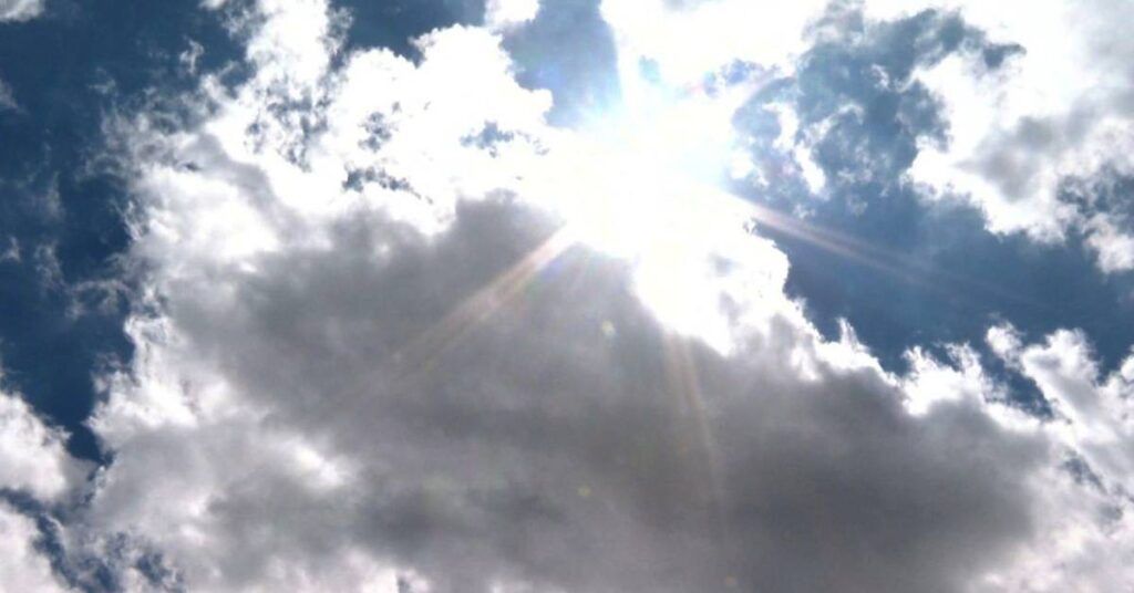 ၂၀၂၄ ခုနှစ်အတွင်း ပြင်းထန်ဆိုးရွားသည့် မိုးလေဝသအခြေအနေများနှင့် ကြုံတွေ့ရဖွယ်ရှိကြောင်း တရုတ်အမျိုးသား ရာသီဥတုစင်တာမှ ကျွမ်းကျင်သူတစ်ဦး ပြောကြား