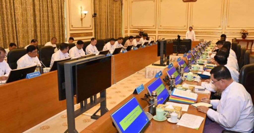 ကိုယ်ပိုင်အုပ်ချုပ်ခွင့်၊ ကိုယ်ပိုင်ပြဋ္ဌာန်းခွင့်များနှင့်ပတ်သက်၍ ဆောင်ရွက်ရာတွင် နိုင်ငံရေးအရ ဆွေးနွေးဆောင်ရွက်ပြီး လွှတ်တော်တွင်အတည်ပြုရန်လိုကာ လက်နက်ကိုင်လမ်းစဉ်ဖြင့် တောင်းဆို၍မရနိုင်ကြောင်း နစကဥက္ကဋ္ဌ ပြောကြား