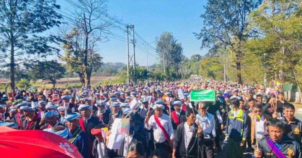 ဘုရားစေတီပုထိုးများ၊ ဗုဒ္ဓဆင်းတုတော်များအား ဖျက်ဆီးခံရမှု အပေါ် ကန့်ကွက်ဆန္ဒပြပွဲများ ရန်ကုန်၊ နေပြည်တော်၊ မန္တလေး၊ တောင်ကြီးအပါအဝင် မြို့ကြီးများတွင် ဆက်တိုက်ပြုလုပ်လျက်ရှိ