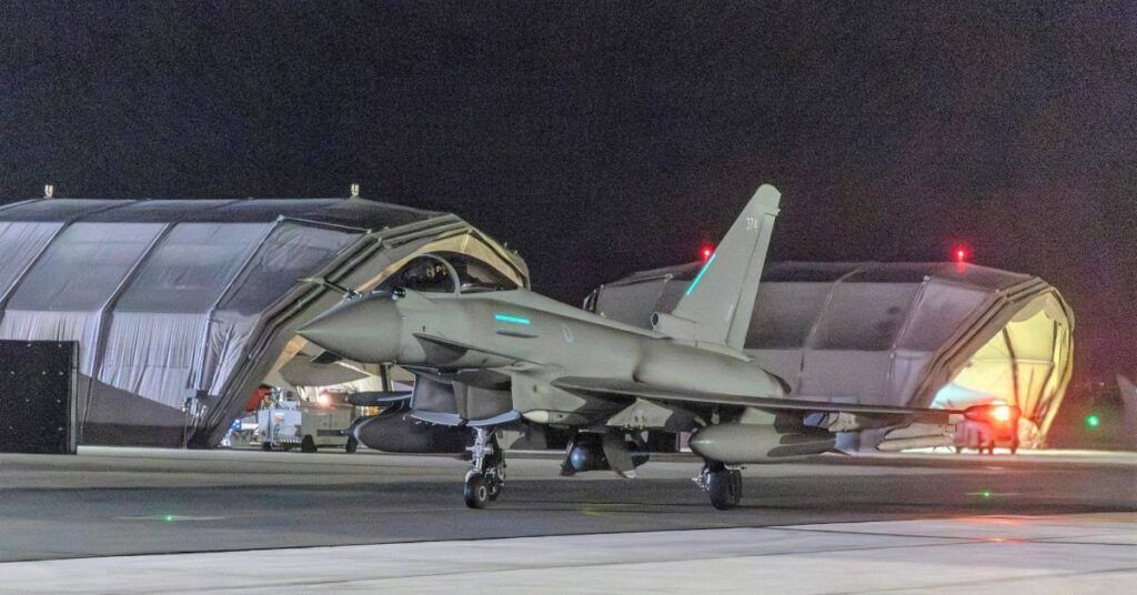 ဟူသီရ်ကို အမေရိကန်၊ ဗြိတိန်တို့၏ တိုက်ခိုက်မှုများနှင့် ကမ္ဘာ့ရေနံစိမ်းစျေး မြင့်တက်လာမှု