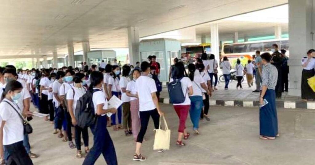 ပြည်ပထွက်ခွာခွင့်များကို ညွှန်ကြားချက်များ၊ ကန့်သတ်ချက်များ ထုတ်ပြန်စိစစ်တားဆီးခြင်းမရှိဘဲ ယခင်အတိုင်း ဥပဒေနှင့်အညီ စနစ်တကျ ဝင်ထွက်ခွင့်ပြုနေကြောင်း ထုတ်ပြန်