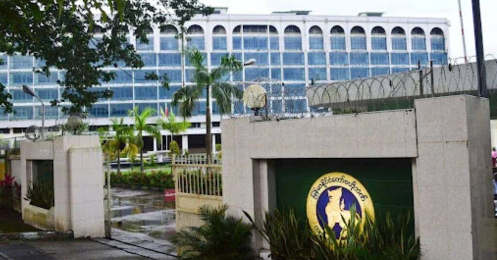 မတ်လအတွင်း ကျပ် ၂၀၀၀၀ တန် ထွက်ရှိမည်ဆိုသည်မှာ သတင်းတု၊ သတင်းမှားသာဖြစ်ဟု ဗဟိုဘဏ် ထုတ်ပြန်