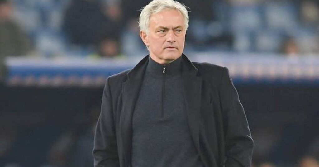 မော်ရင်ဟို ထုတ်ပယ်ခံရ၍ ခရစ္စတန်တေ ဝမ်းနည်း