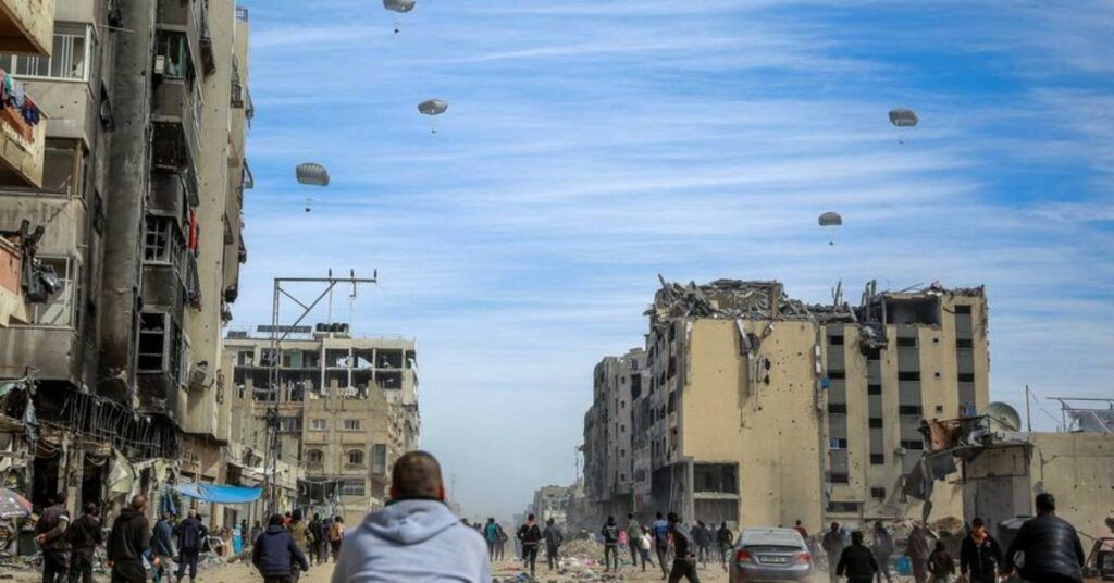 ဂါဇာ၌ ရာမာဒန်ဥပုသ်လ စတင်ပြီဖြစ်သော်လည်း အစ္စရေးဝိုင်းထားသော ဂါဇာကမ်းမြောင်တွင် အစ္စရေးနှင့် ဟားမာ့စ်တို့ တိုက်ပွဲများ ဆက်လက်ဖြစ်ပွား