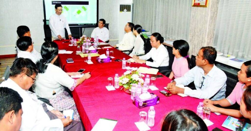 ပုဂ္ဂလိကကျောင်းများ မှတ်ပုံတင်လျှောက်လွှာ မတ် ၈ ရက် နောက်ဆုံးထားတင်သွင်းရမည်ဖြစ်သော်လည်း ကျောင်းကြီးအချို့သည်ပင် တင်သွင်းခြင်းမရှိသေးသည့်အတွက် တင်သွင်းကြရန်နှင့် လျှောက်လွှာမတင်သွင်းသော ကျောင်းများကို မေ ၁၂ ရက်နောက်ပိုင်းတွင် ပိတ်သိမ်းမည်