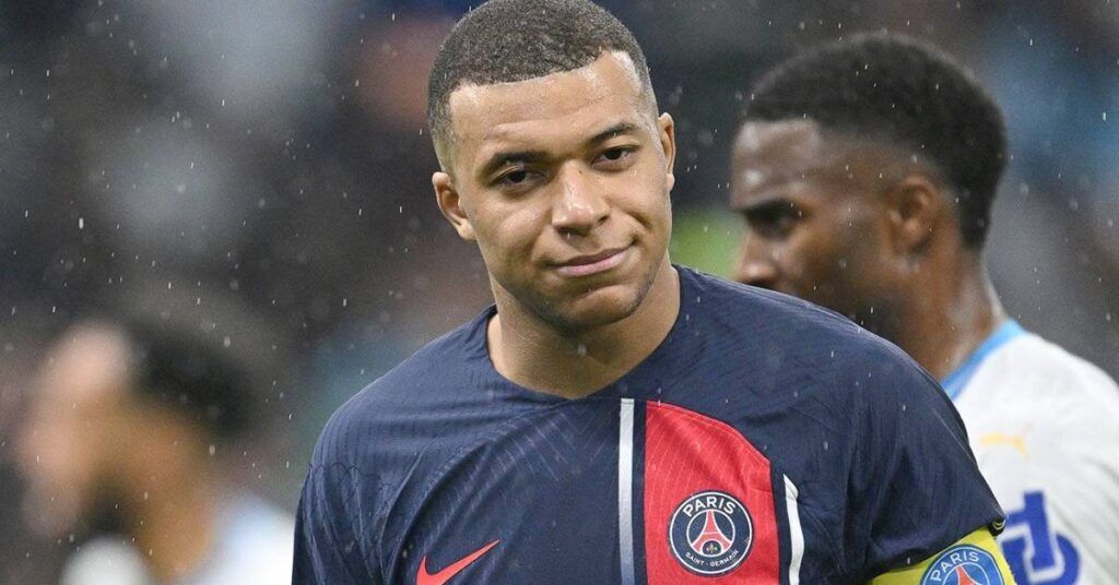 တိုက်စစ်မှူး ဘာပေ စိတ်ပြောင်းနိုင်သည်ဟု အန်နရီကေး ပြောကြား