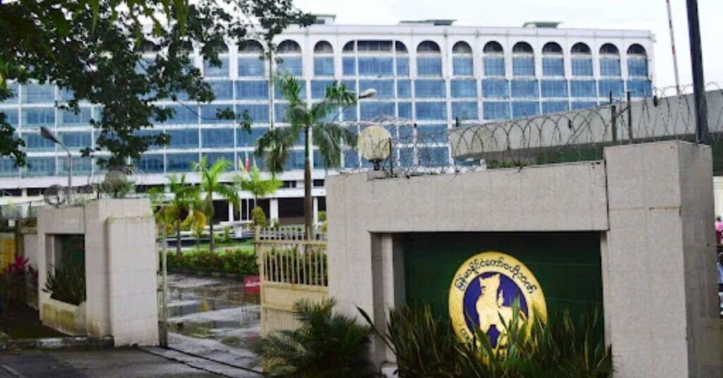 Quick loan အမည်ရှိ Application သည် ဗဟိုဘဏ် Logo အား အလွဲသုံးစားပြု၍ ကိုယ်ရေးအချက်အလက်များ၊ ငွေကြေးများကို လိမ်လည်ရယူရန် ကြိုးပမ်းဆောင်ရွက်နေကြောင်း ဗဟိုဘဏ် ထုတ်ပြန်