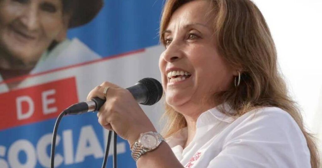 တန်ဖိုးကြီး ရိုးလက်စ်နာရီများကို သမ္မတ ပိုင်ဆိုင်ထားသည့်ကိစ္စအား စုံစမ်းစစ်ဆေးနေစဉ် ပီရူးနိုင်ငံ၌ ဝန်ကြီးခြောက်ဦး ရာထူးမှ နုတ်ထွက်